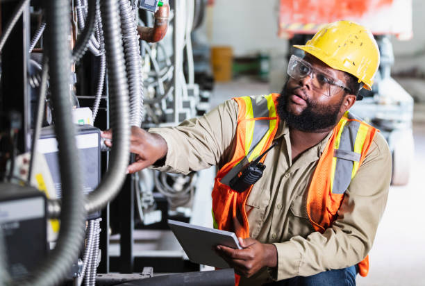 Best Local Electrician Companies  in Robins, IA